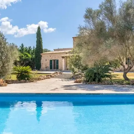 Encanto, Es Garrover Santany Villa